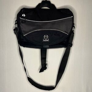 YAK PAC Messenger Crossbody Computer Bag Black Gray Many Pockets.